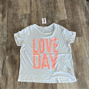 NWT! Sundry Oversized “Love Day” Graphic Tee